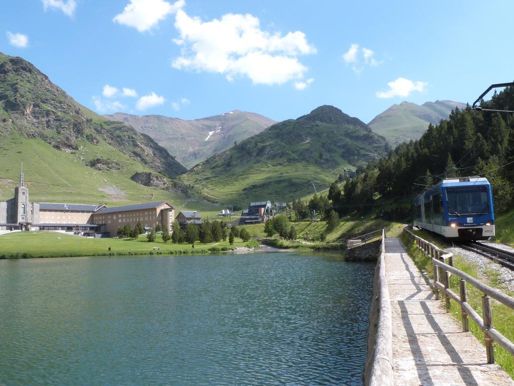 Apartaments Vall De Nuria Керальбс Екстер'єр фото