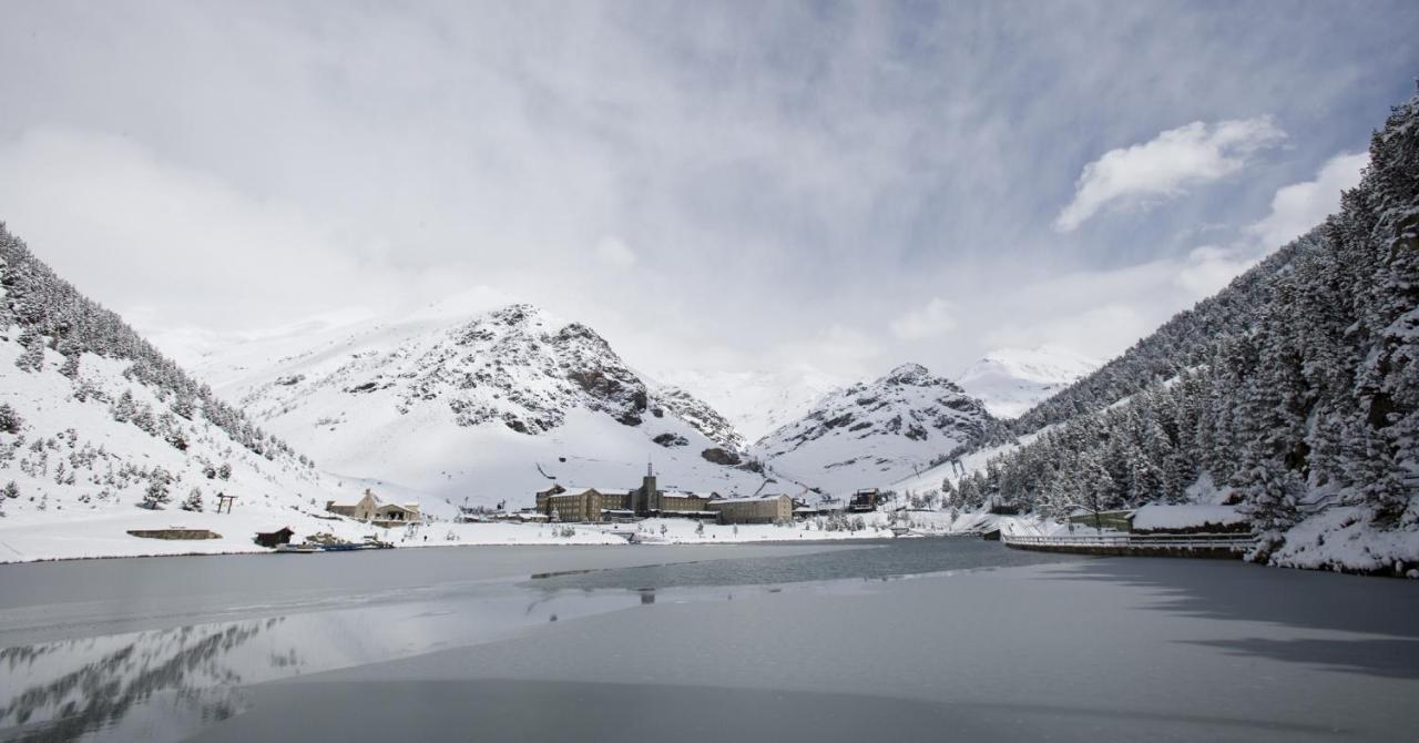 Apartaments Vall De Nuria Керальбс Екстер'єр фото